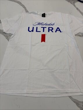 Hanes White Michelob ULTRA Graphic Tee with Blue and Red Accents mens size large